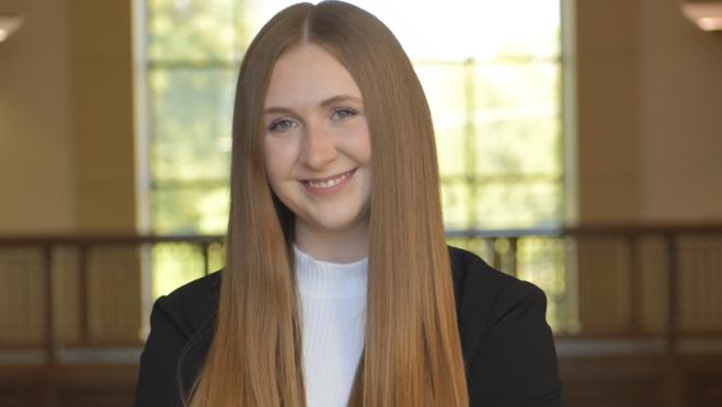 Headshot of Aryn Kerr '26